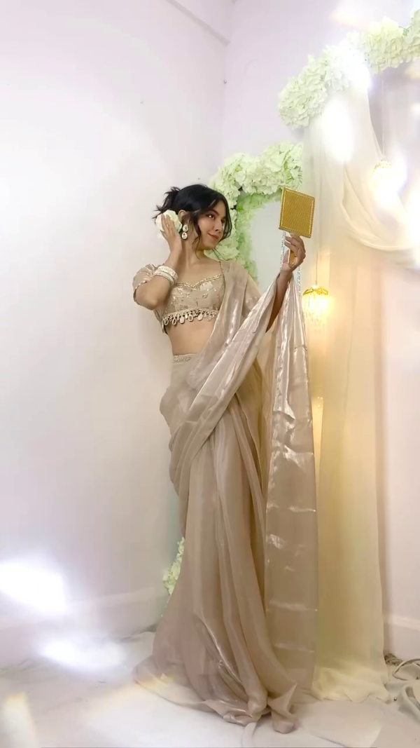 daily wear solid georgette saree with blouse piece - Image 11