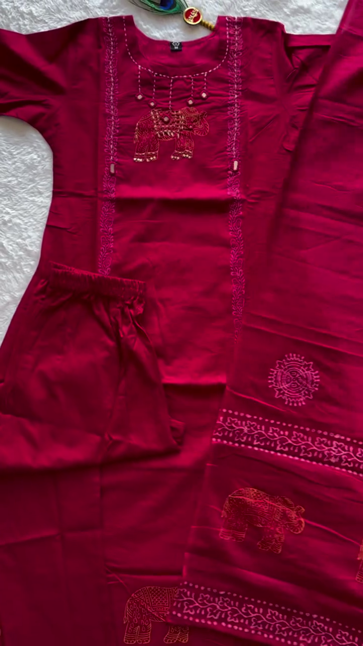 Maroon Handcrafted Elephant Motif Kurta Set