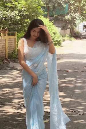 Elegant Light Blue Saree Look for Daytime – Soft & Graceful Ethnic Style Inspiration