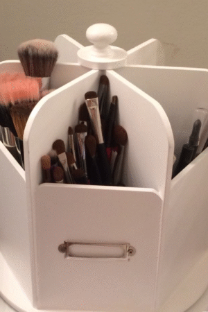 Multi-Compartment Cosmetic Holder